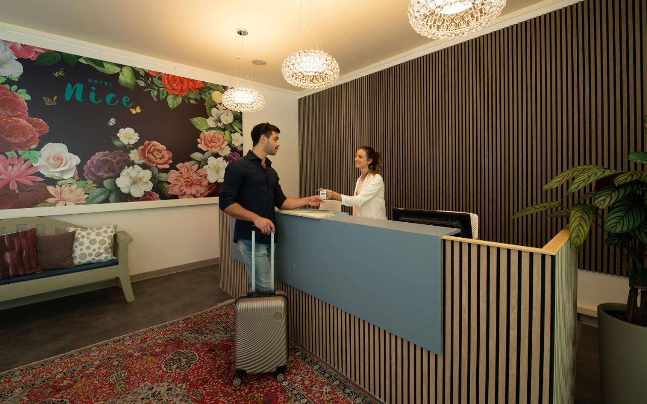 Nice Hotel Bibione Exterior foto