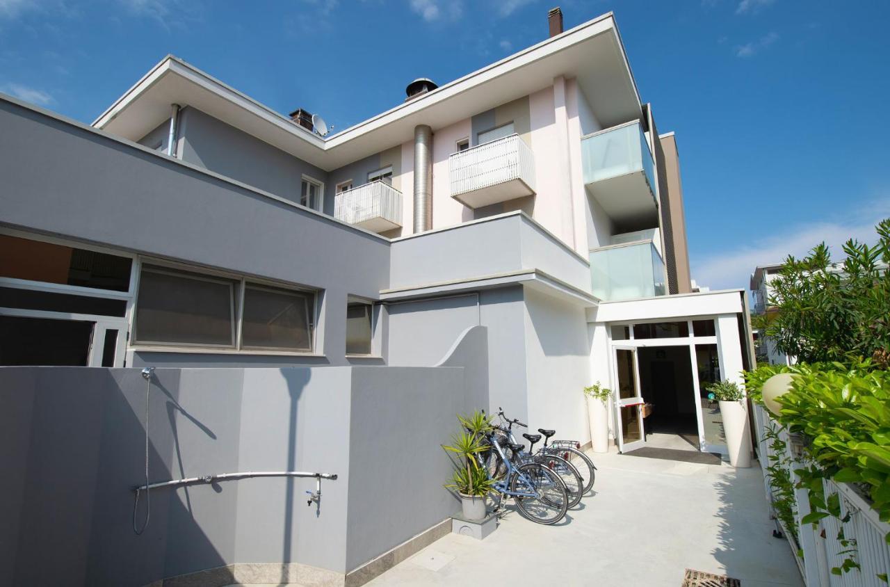 Nice Hotel Bibione Exterior foto