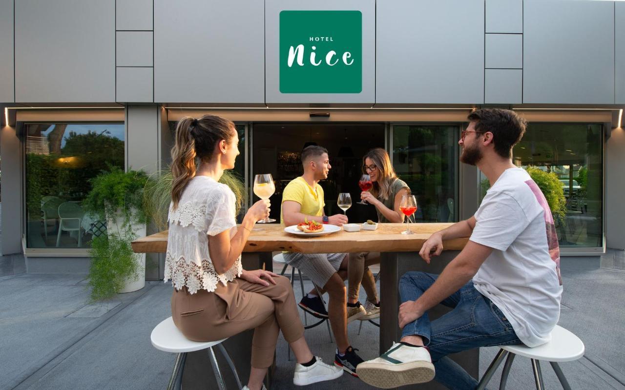 Nice Hotel Bibione Exterior foto