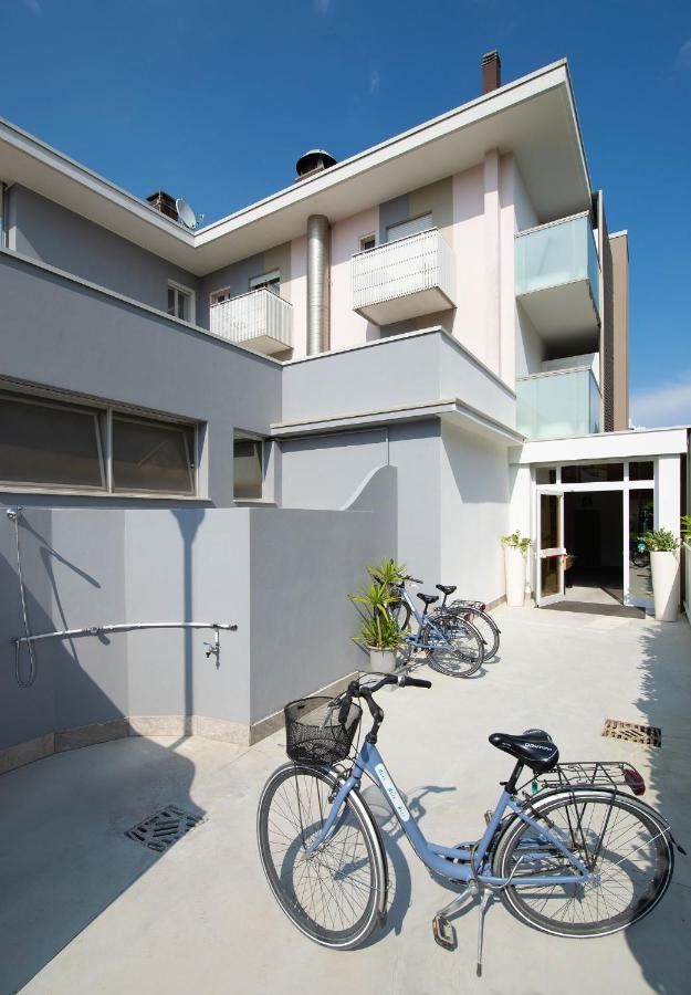 Nice Hotel Bibione Exterior foto