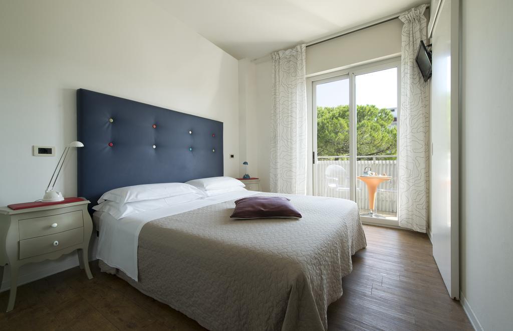 Nice Hotel Bibione Exterior foto