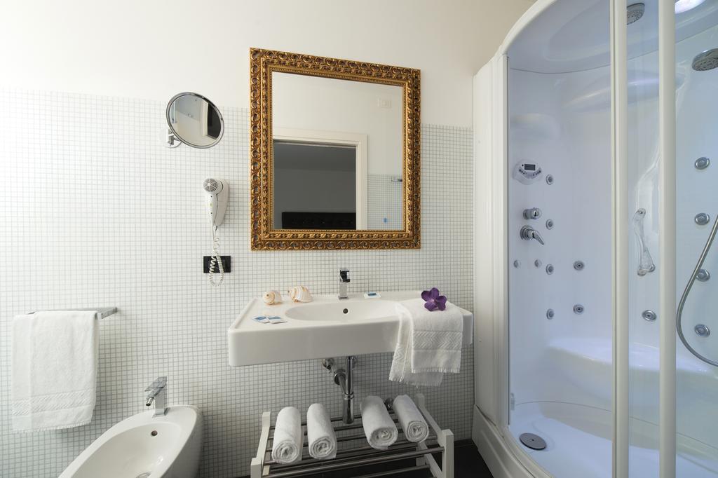 Nice Hotel Bibione Exterior foto