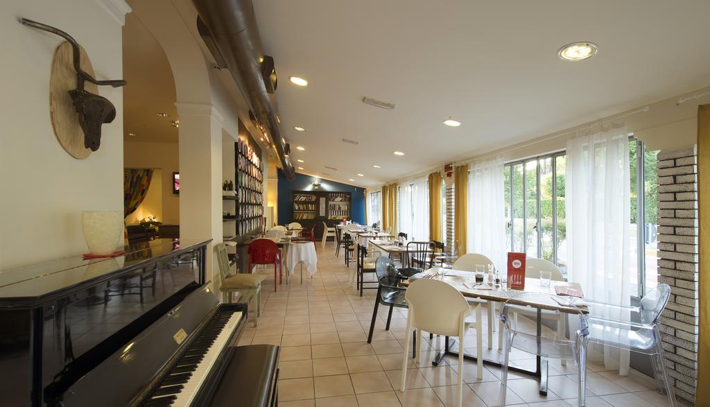 Nice Hotel Bibione Exterior foto