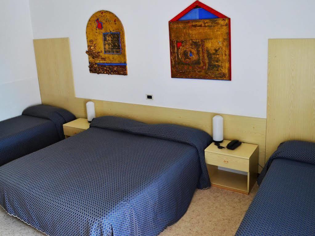Nice Hotel Bibione Exterior foto
